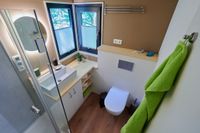 Tiny-House-kaufen_Tiny-House-by-Woehltjen_Probewohnen_Karl_Worpswede_Tiny-House-testen_Bad_WC